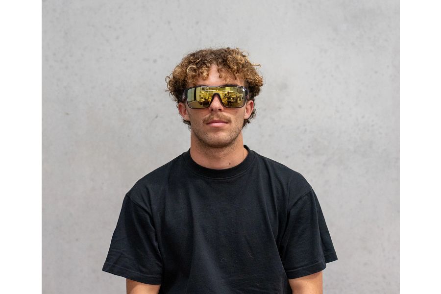 REMIX - BRYAN IGUCHI/LL GOLD ION POLAR