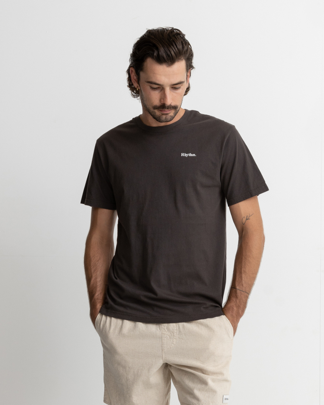 BRAND TEE